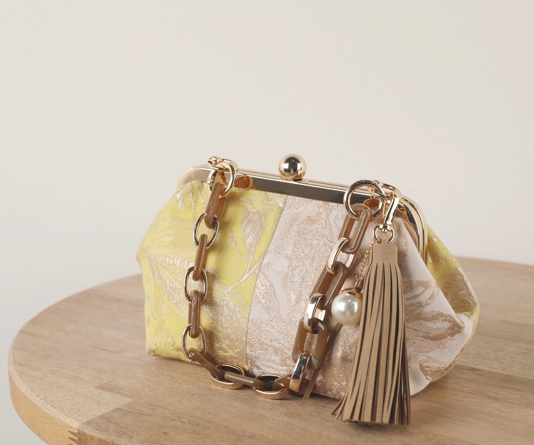 lemon cookie frame clutch pouch - 手提包/手提袋 - 其他金属 黄色