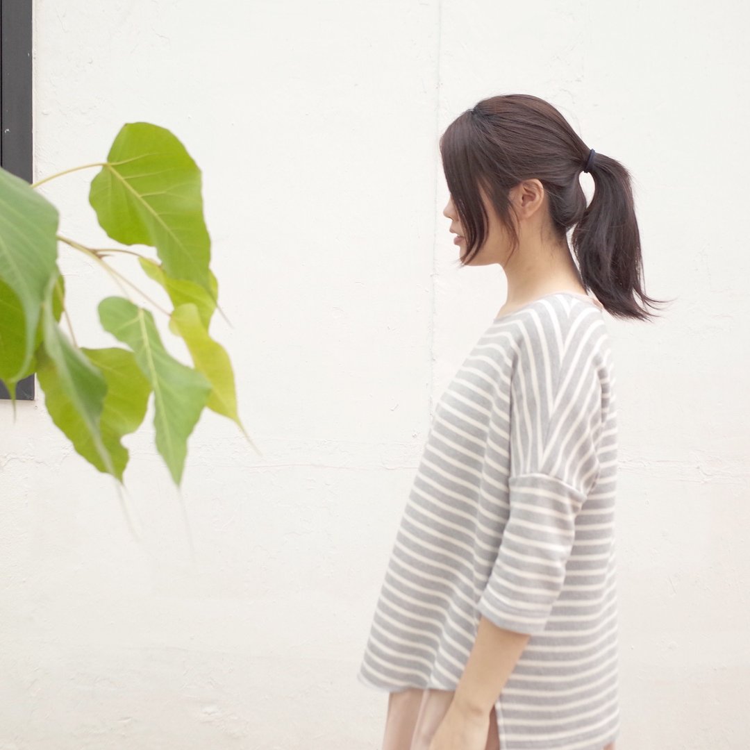 拷克边条纹上衣-灰白条 - 女装上衣 - 棉 灰色