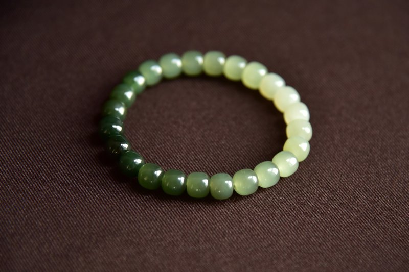 【仅接受定制】【青隐】天然和田玉青海料渐变老型珠手串 - 手链/手环 - 玉石 绿色
