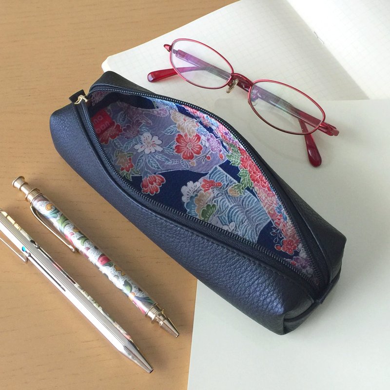 Leather pen case with Japanese Traditional pattern, Kimono - 铅笔盒/笔袋 - 真皮 黑色