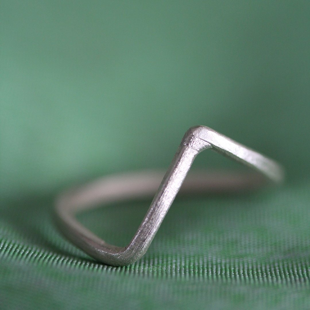 Geometrical front-fold silver minimal style ring (R0044) - 戒指 - 银 银色