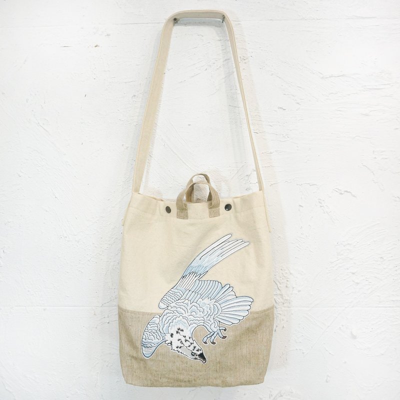 Aman No.24 刺绣包系列 棉麻 老鹰 - 侧背包/斜挎包 - 棉．麻 