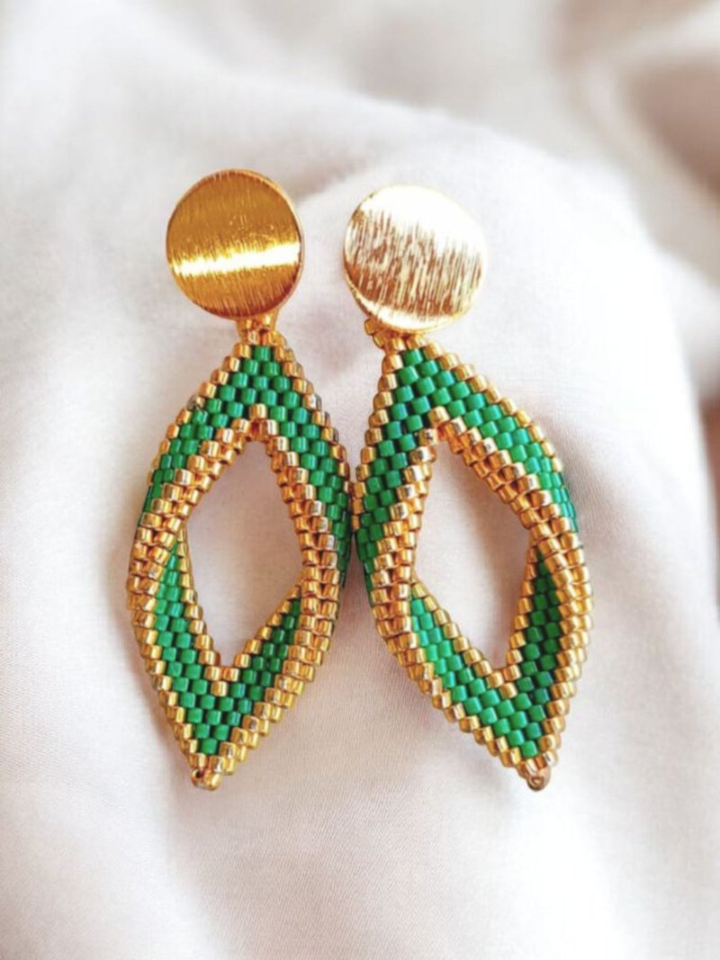手工串珠叶形泪滴 / 贝壳耳环：波希米亚风格 绿色金色珠宝饰品 - 耳环/耳夹 - 玻璃 绿色