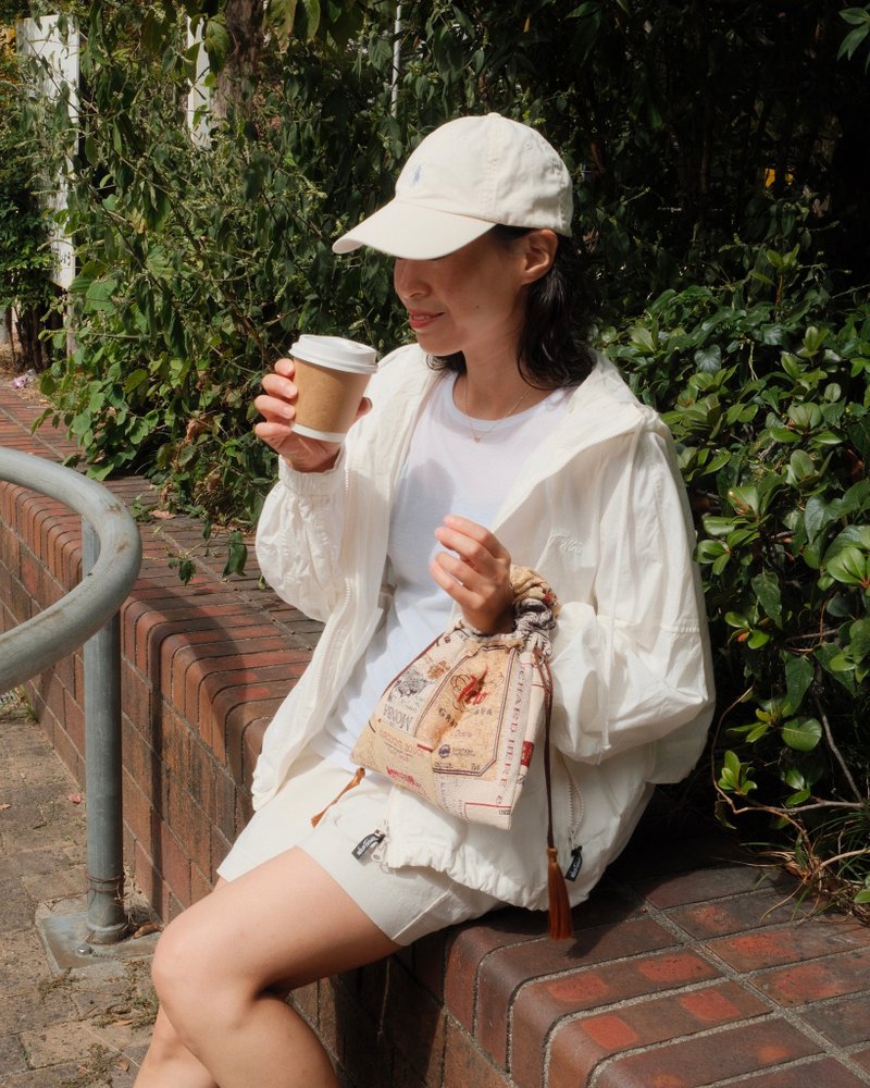 Shrink Kinchaku / SAFECO 菸草色 迷人尺寸 - 手提包/手提袋 - 聚酯纤维 卡其色