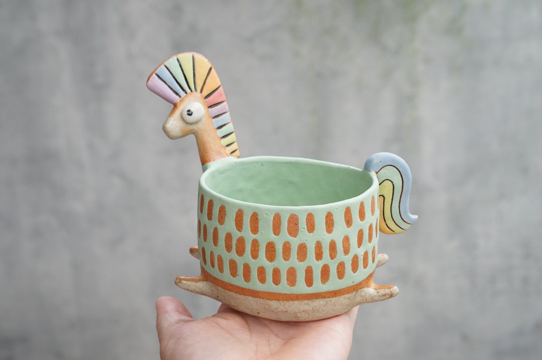 Horse plant pot handmade ceramic - 花瓶/陶器 - 陶 多色