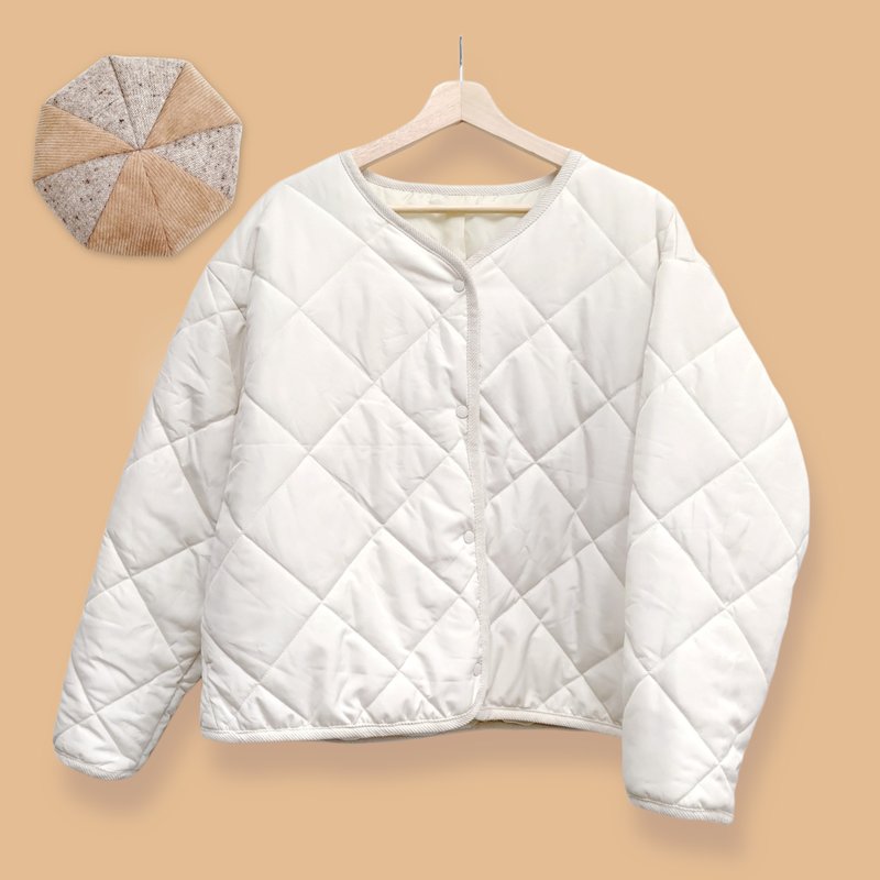 小牛村 设计款 宽版 铺棉外套 无领扣式 轻盈保暖 /小雪人 - 女装休闲/机能外套 - 棉．麻 白色