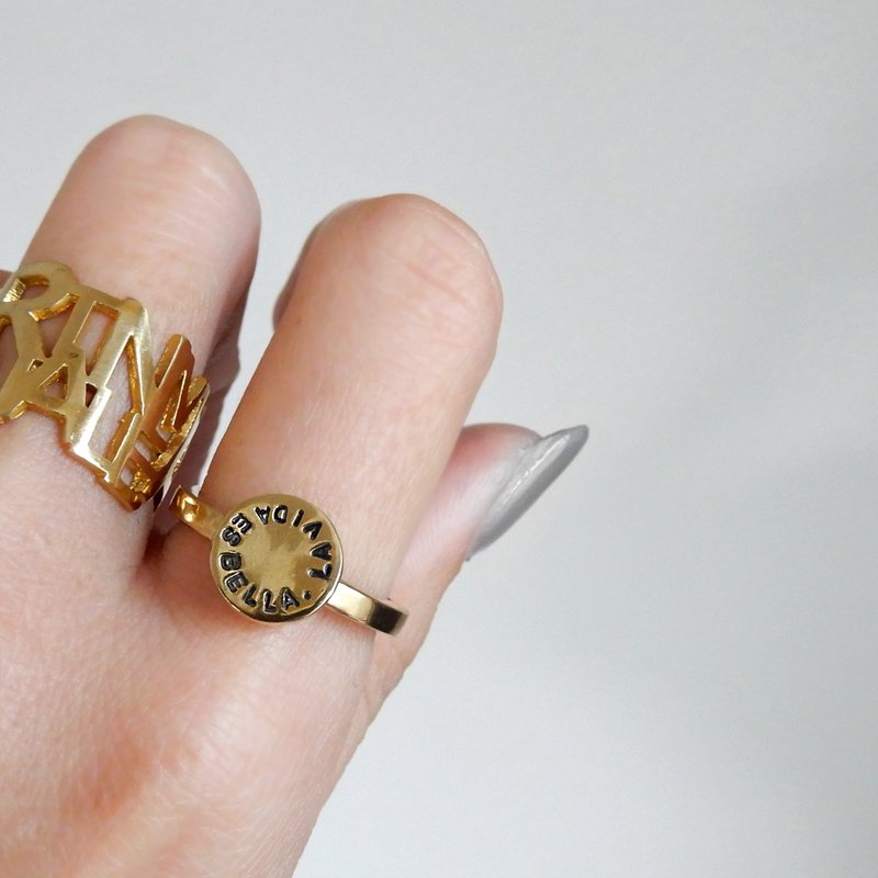 【adjustable】メッセージチャームリング / brass - 戒指 - 铜/黄铜 金色