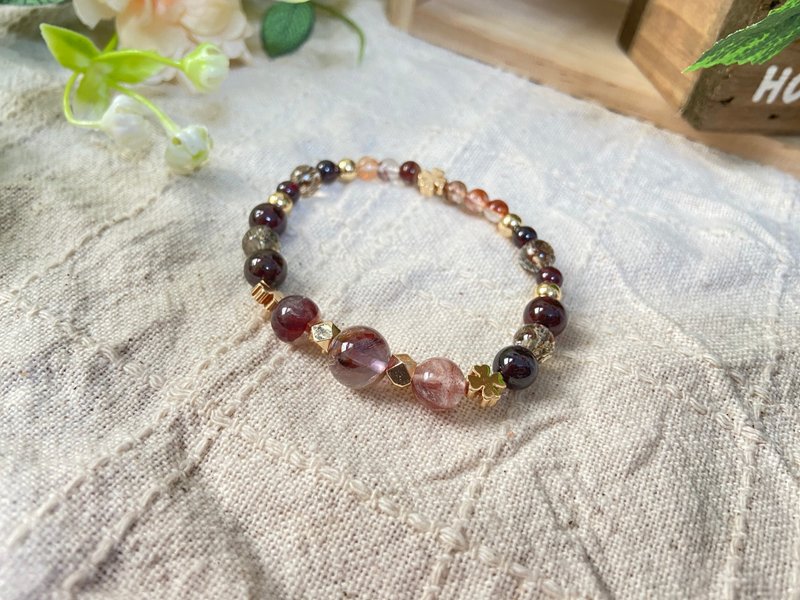 红胶花、红石榴石、黑金超七 水晶手链 - 手链/手环 - 水晶 红色