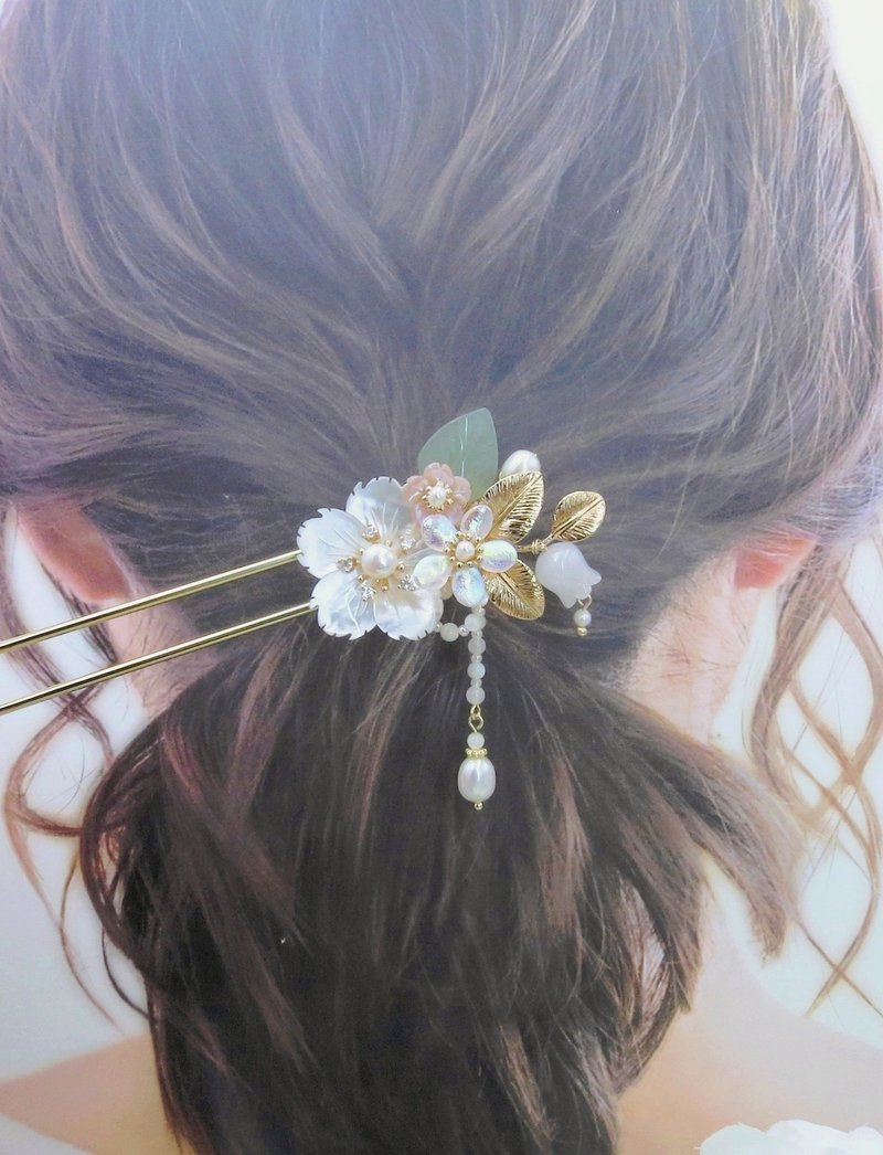 柠檬手作发饰  白蝶贝山茶花发簪 - 发饰 - 贝壳 白色