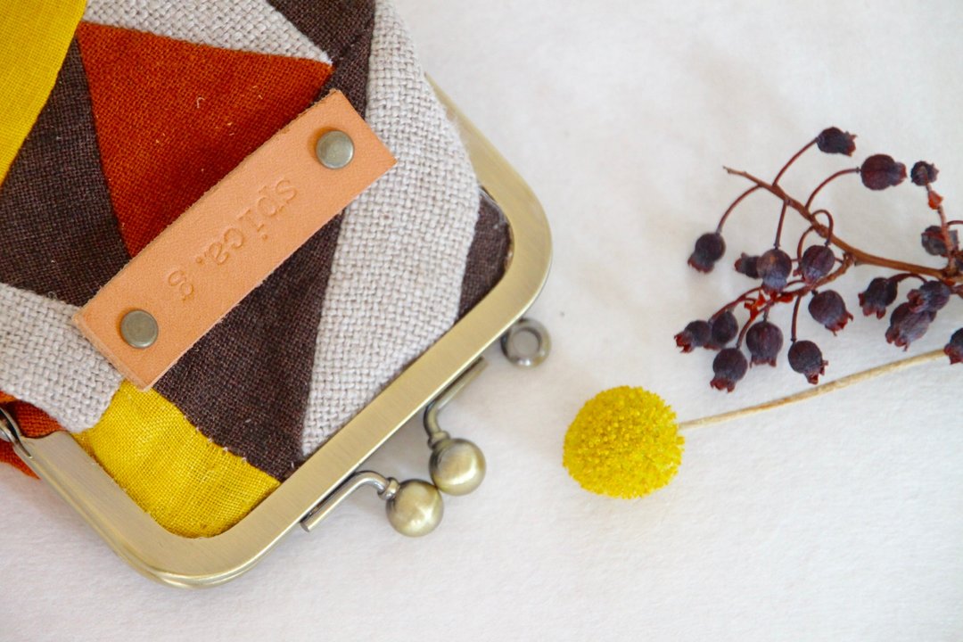 A coin purse  Irregular patchwork. Autumn scenery - 零钱包 - 棉 咖啡色
