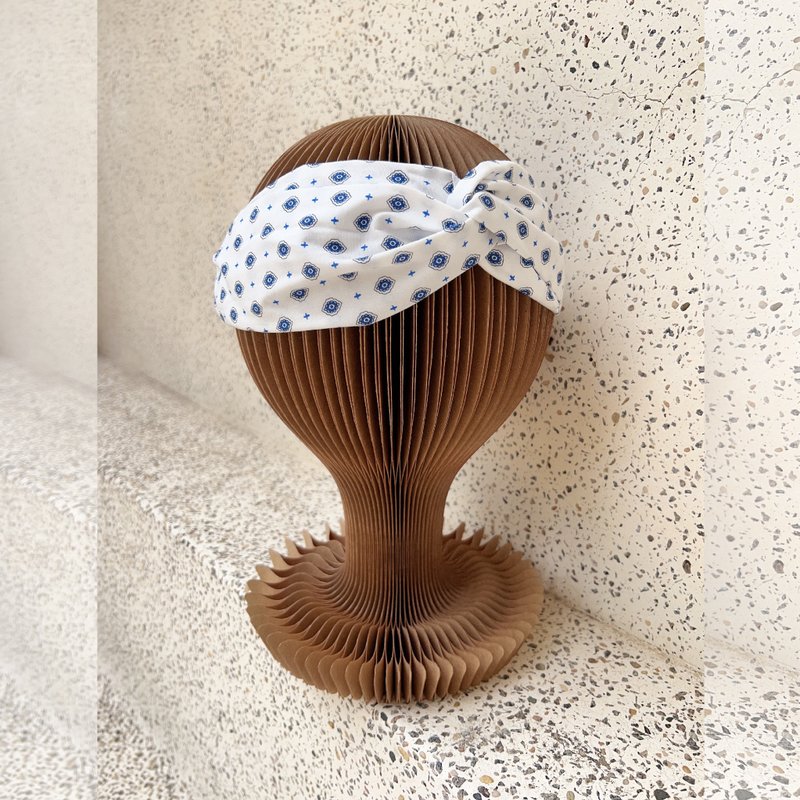 复古蓝白图案松紧带宽发带 - 发带/发箍 - 棉．麻 白色