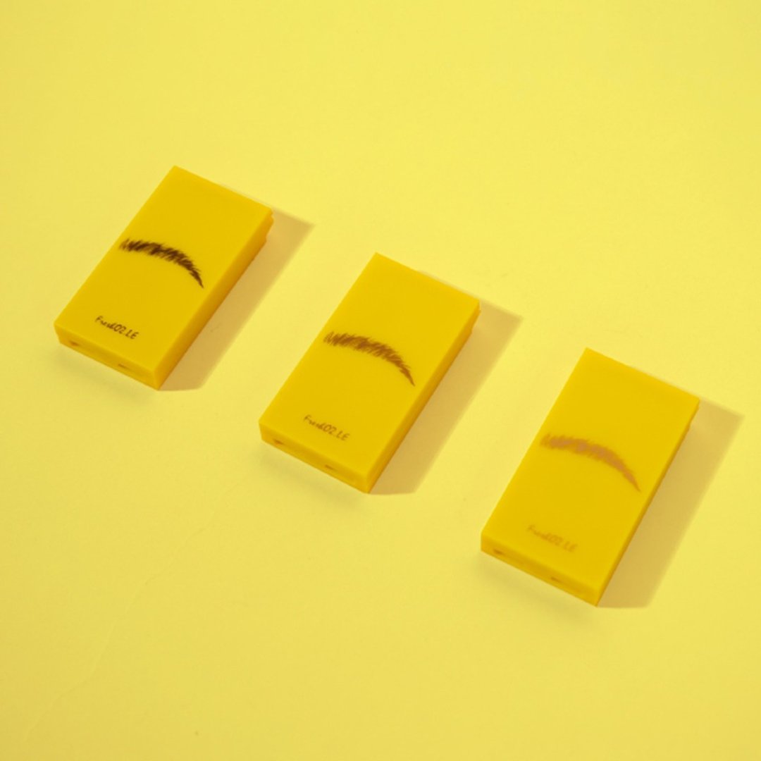 FreshO2 X Le 野生眉毛流系列 三色定妆眉粉 Eyebrow Powder - 眼/眉部彩妆 - 塑料 卡其色
