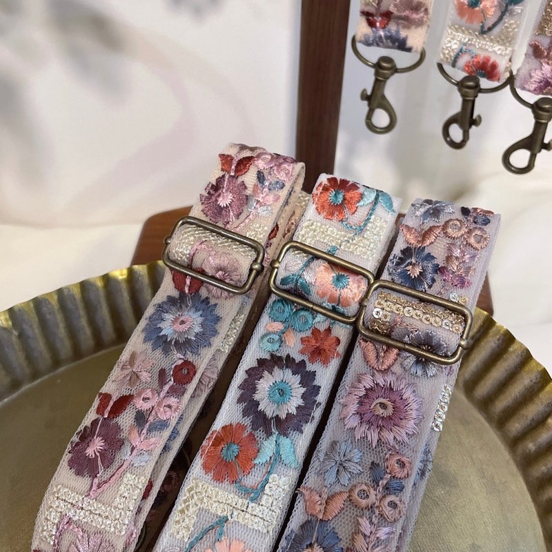 绽放 刺绣手机背带 可调节背带 好烦小姐 - 手机配件 - 其他人造纤维 多色