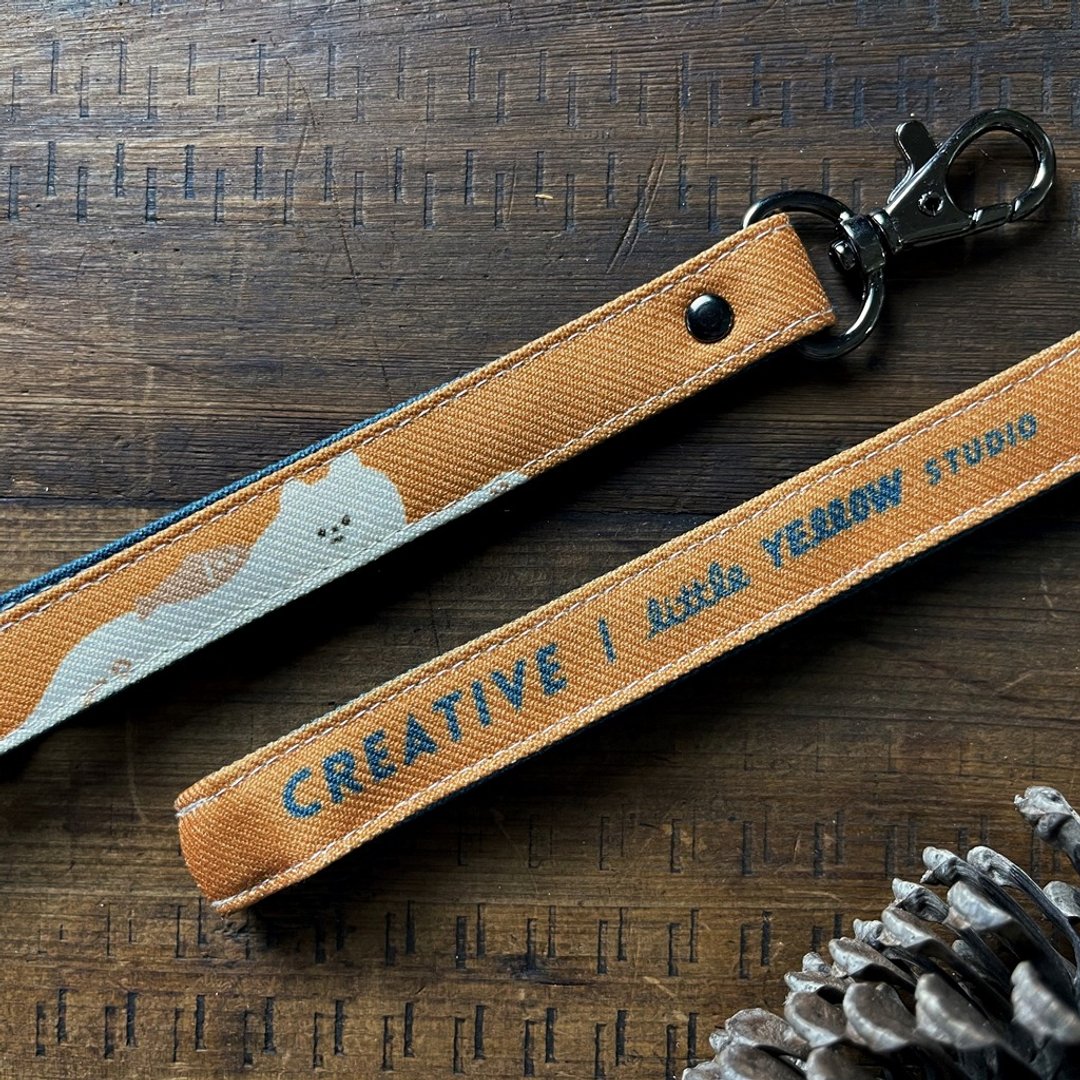 熊 CREATIVE - 挂勾手腕绳 手绳 挂绳 包包挂饰 钥匙圈 - 挂绳/吊绳 - 聚酯纤维 橘色