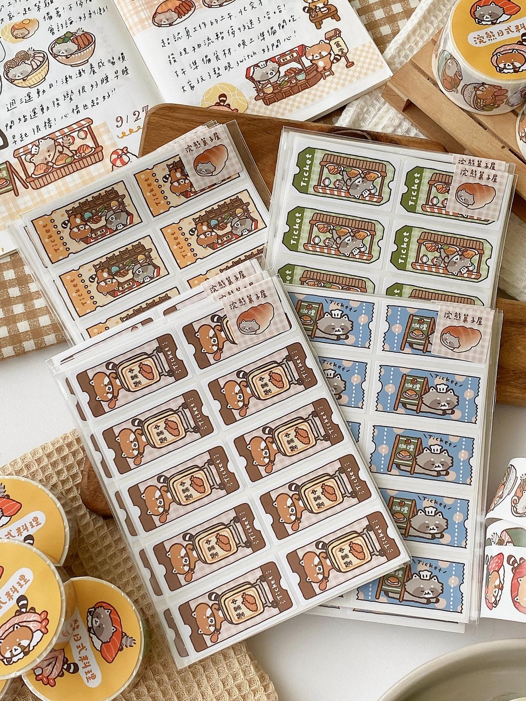 浣熊菓子屋方形贴纸/一包二图/手帐贴纸/共2款 - 贴纸 - 纸 多色