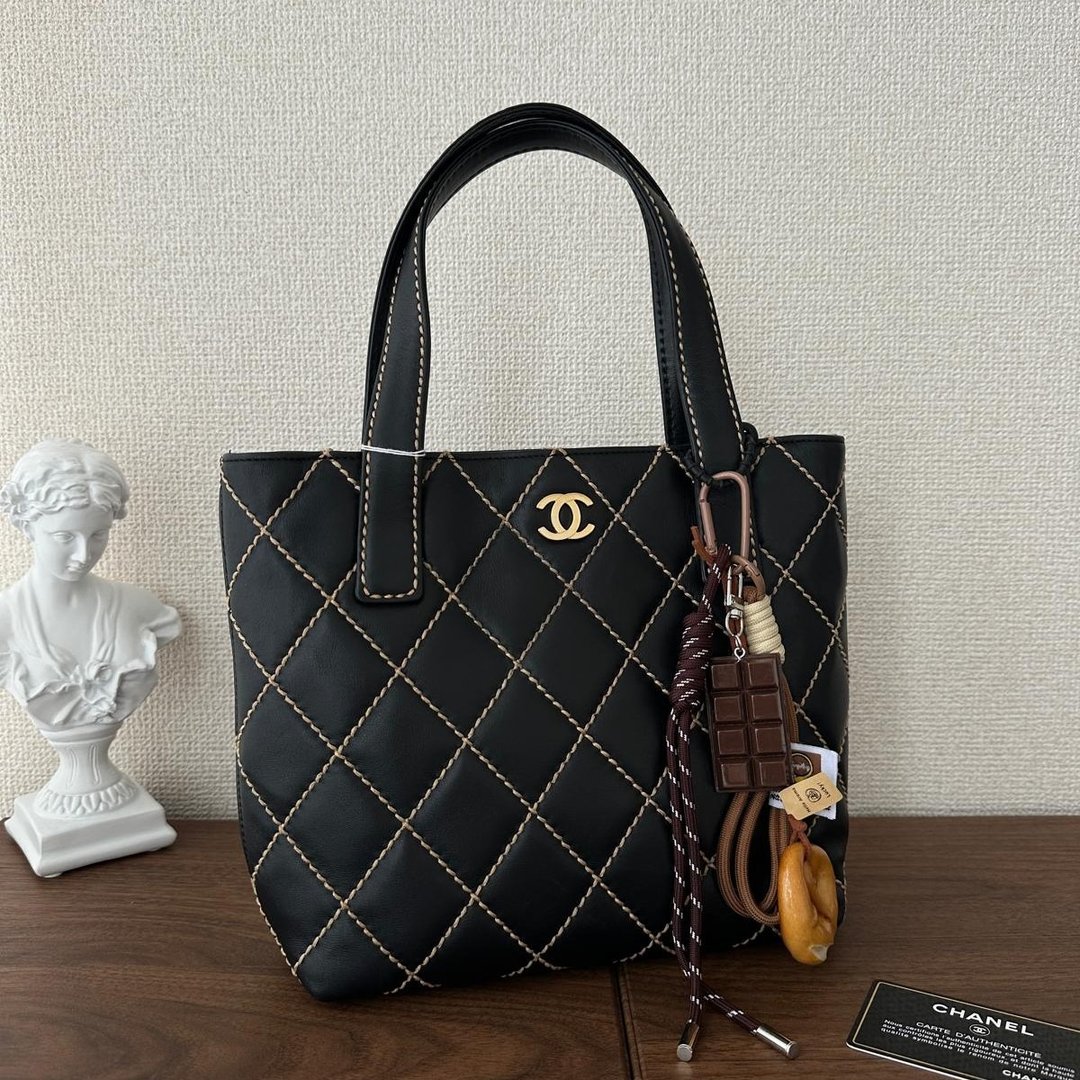 CHANEL 香奈儿 Wild Stitch S标签 8号系列 皮革 黑色 托特包 - 侧背包/斜挎包 - 真皮 黑色