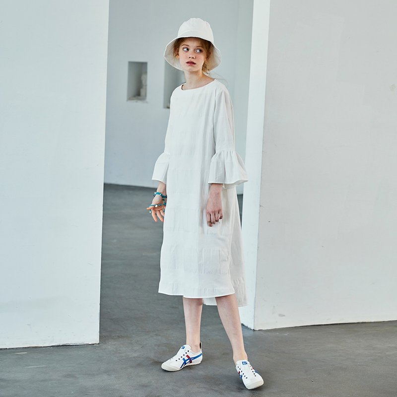 白色直身荷叶袖连衣裙 - 洋装/连衣裙 - 棉．麻 白色
