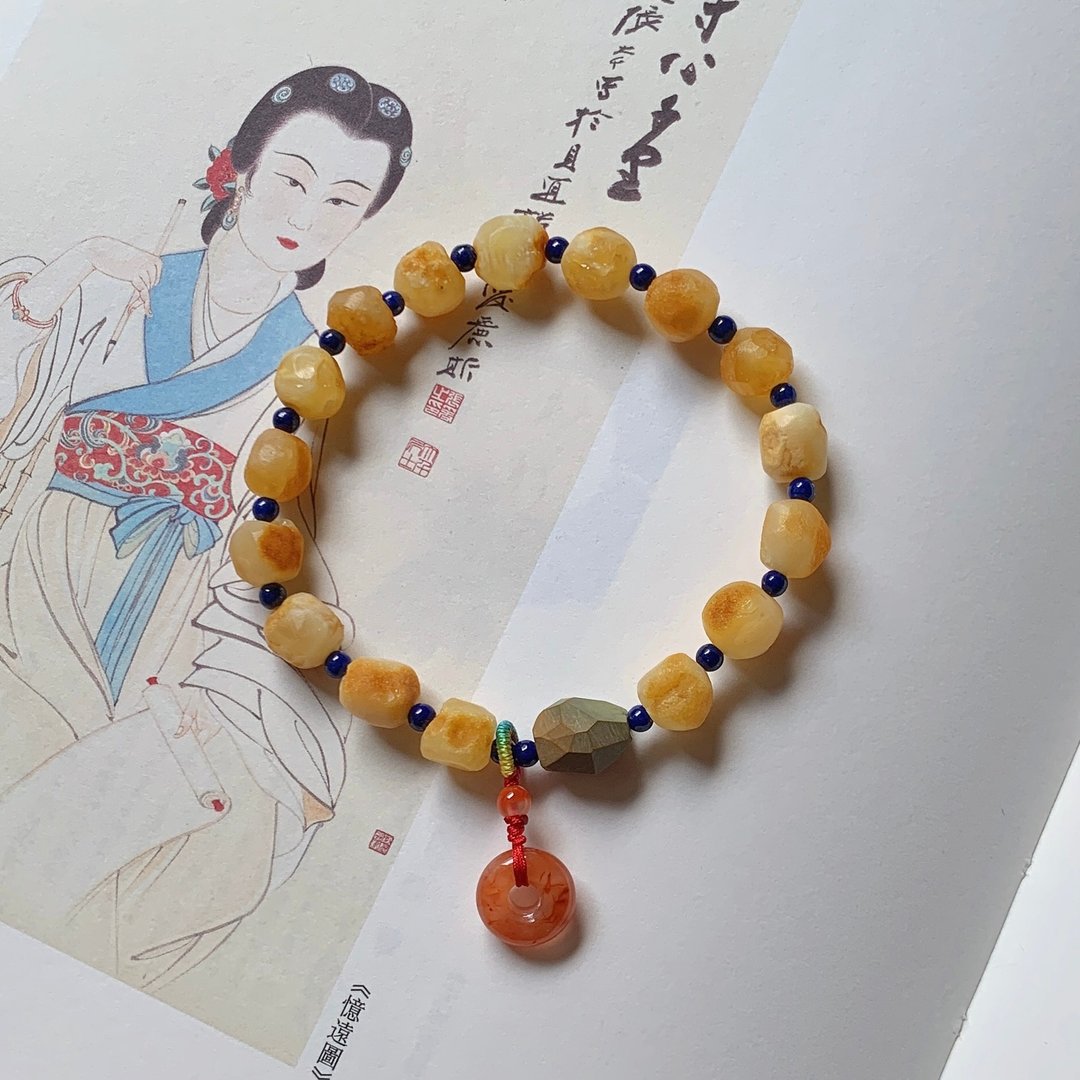故人来。天然蜜蜡原石随型石 绿松石青金石 编织南红平安扣手链 - 手链/手环 - 半宝石 黄色