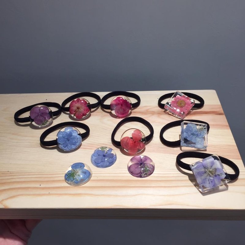 Oone_n_Only Handmade 押花像筋 - 发饰 - 塑料 