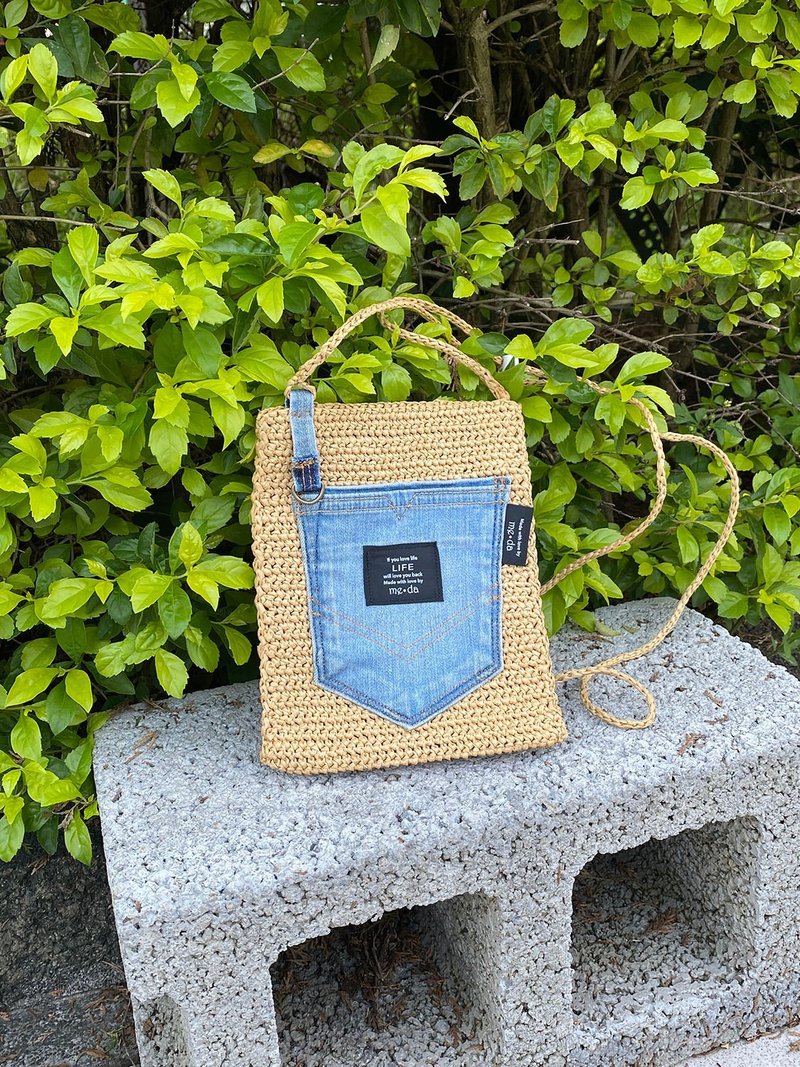 拉菲草手工编织 牛仔口袋 手机斜背小扁包 - 侧背包/斜挎包 - 其他材质 卡其色