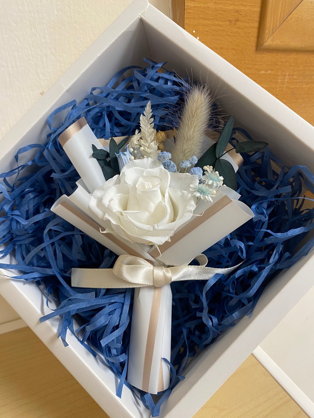 塔位布置 祭祀花束 扫墓花束 灵骨塔花束 追思花束 永生花束 - 干燥花/捧花 - 植物．花 白色