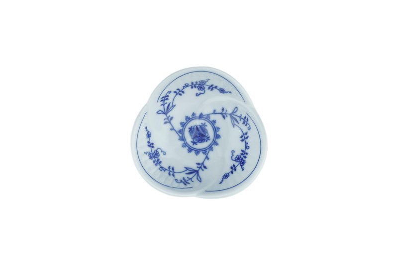 库伦洛夫古堡清新花形碟子-8CM / 新婚成家送礼 - 浅碟/小碟子 - 瓷 白色
