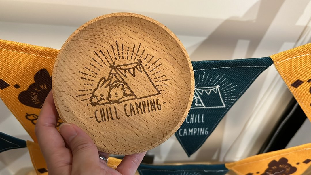 兔子刺猬Chill Camping 点心小木碟 - 浅碟/小碟子 - 木头 咖啡色