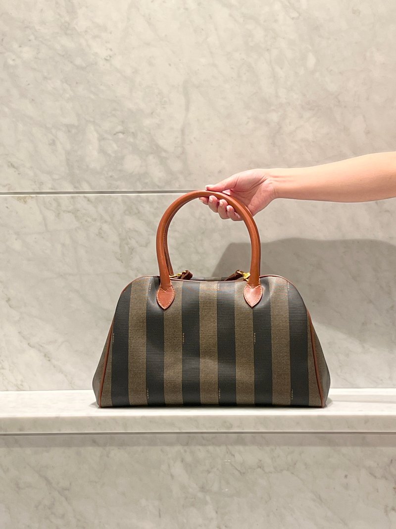 中古孤品 Fendi波士顿斜背手提肩背包 原装肩带 皮革品牌拉链 - 侧背包/斜挎包 - 真皮 咖啡色