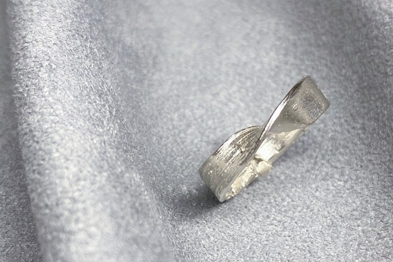 莫比乌斯环MÖBIUSBANDS - 戒指 - 纯银 银色