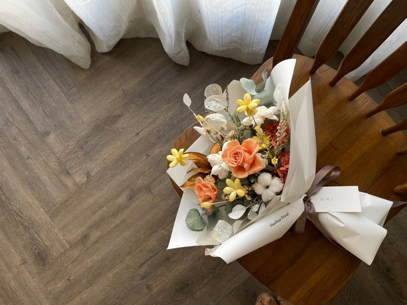 【好花】永生玫瑰花束 橘黄色系毕业花束 干燥花束情人节 - 干燥花/捧花 - 植物．花 橘色