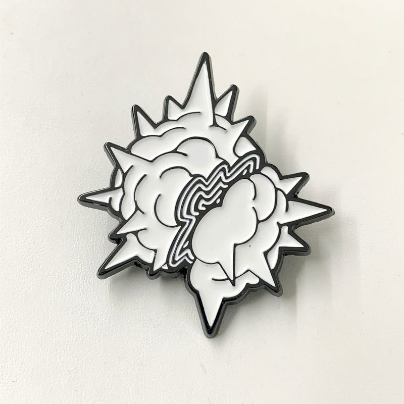 Bomb Planet Black and White Enamel Pin - 胸针 - 其他金属 白色