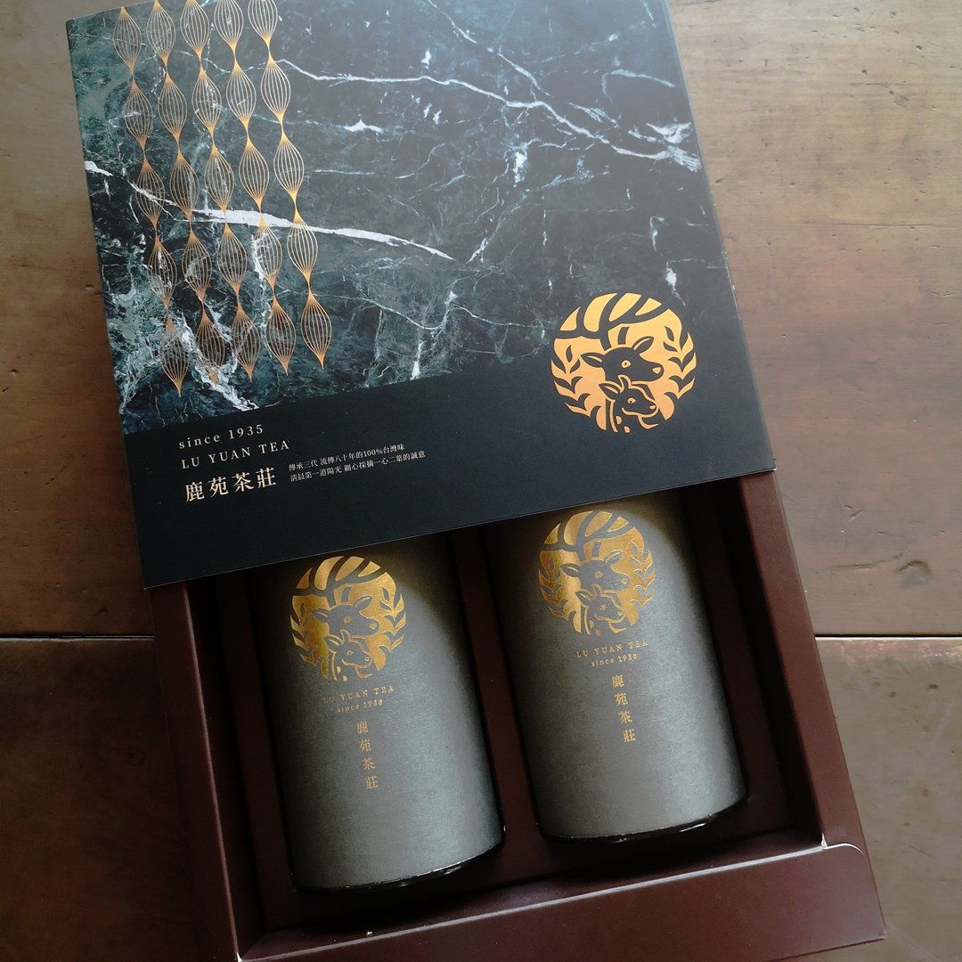 台湾高山茶组【极品献礼】-手采梨山/阿里山乌龙_玉石礼盒(附提袋 - 茶 - 其他材质 