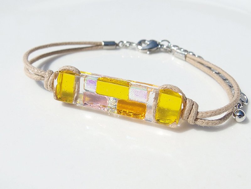 Aurora glass (Aurora [Yellow]) Bracelet / Anklet [Length, metal free choice] [Made to order] - 手链/手环 - 玻璃 黄色