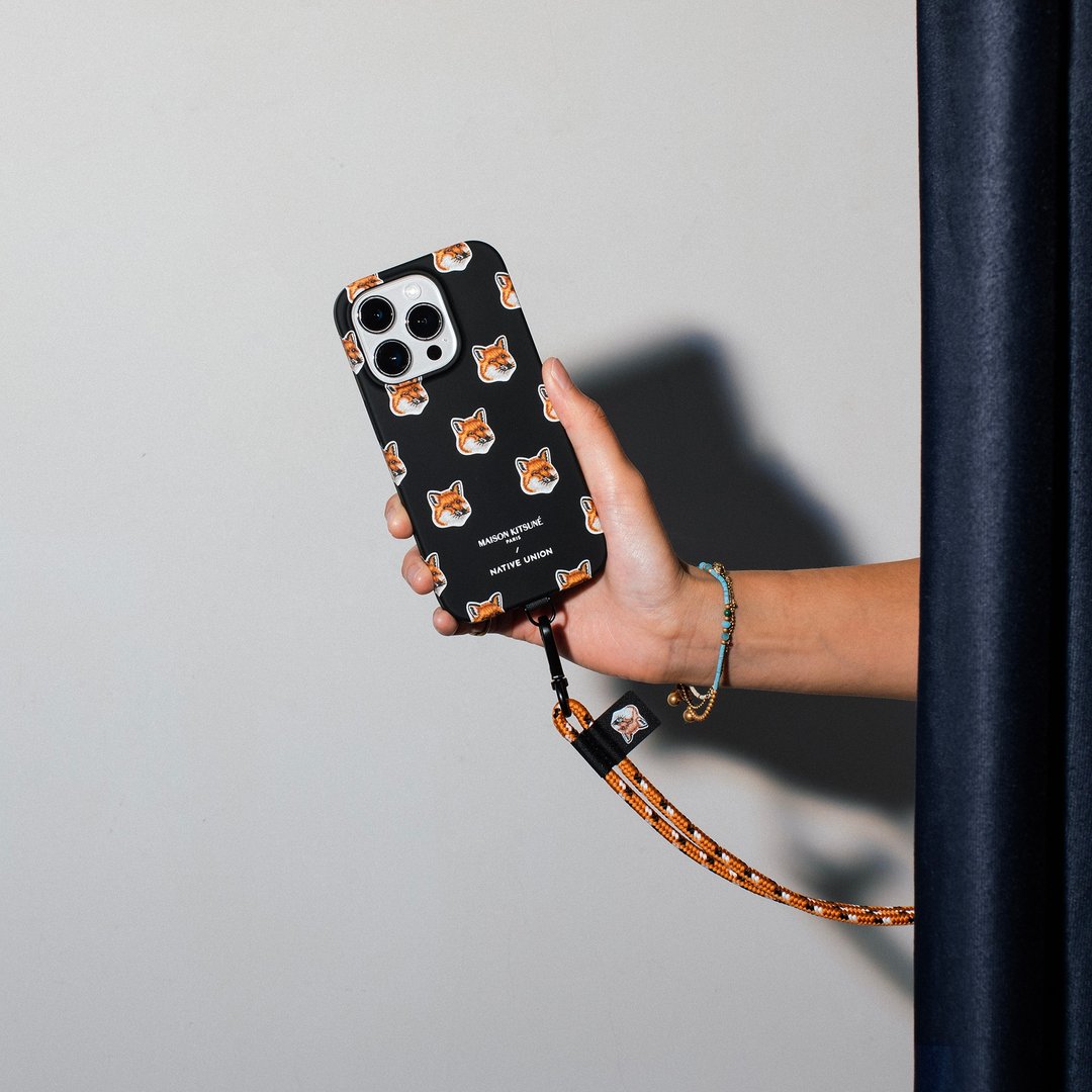 Maison Kitsuné 联名All Over Fox Head系列- iPhone 15 Pro手机 - 手机壳/手机套 - 硅胶 黑色