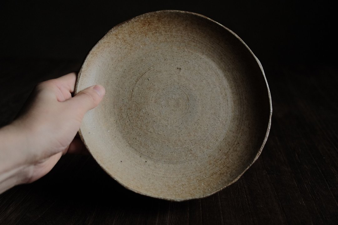 大火后的遗迹・8寸・不规则的盘 - 盘子/餐盘/盘架 - 陶 卡其色