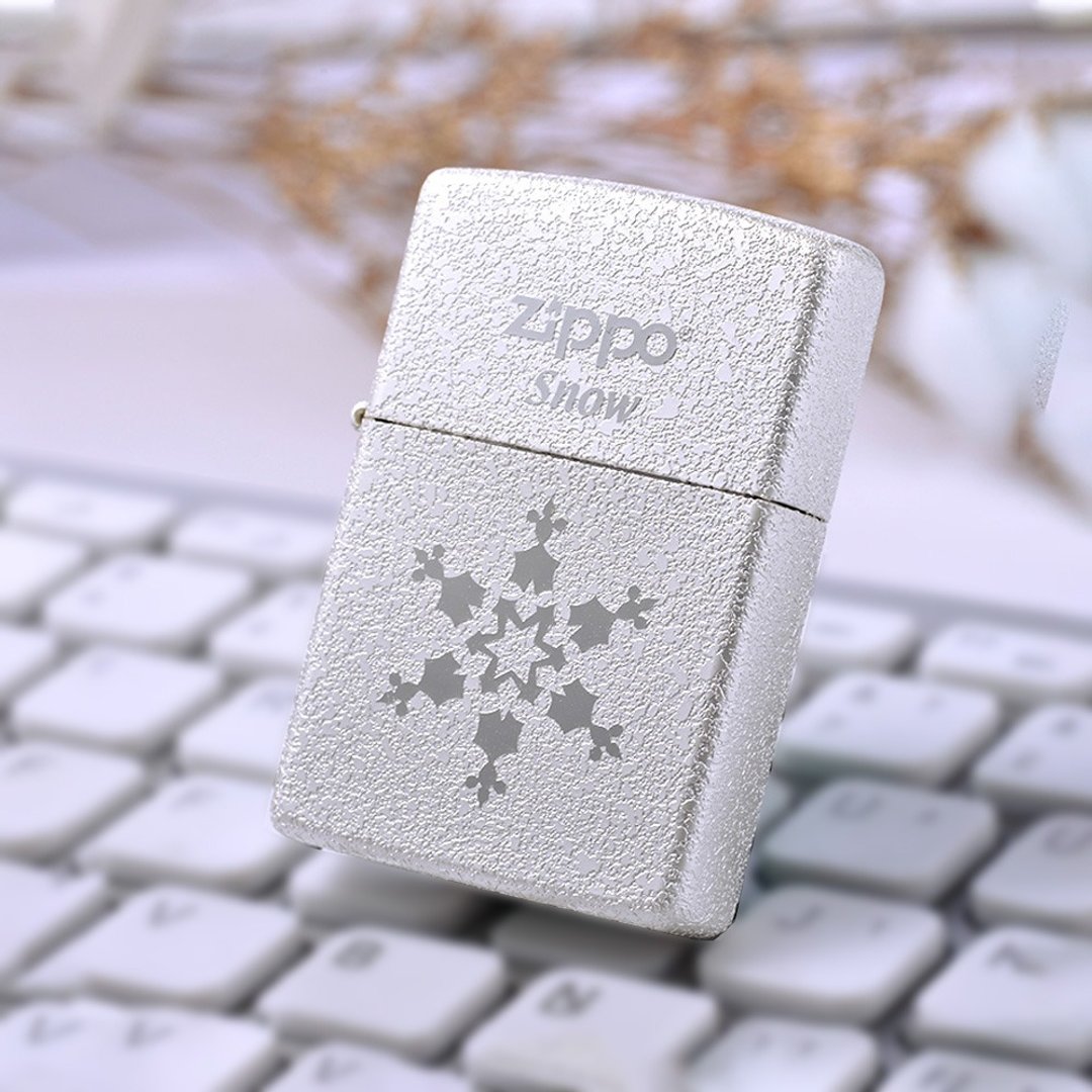 【ZIPPO官方旗舰店】 冬季恋歌-雪花独秀防风打火机 ZA-1-6 - 其他 - 铜/黄铜 白色