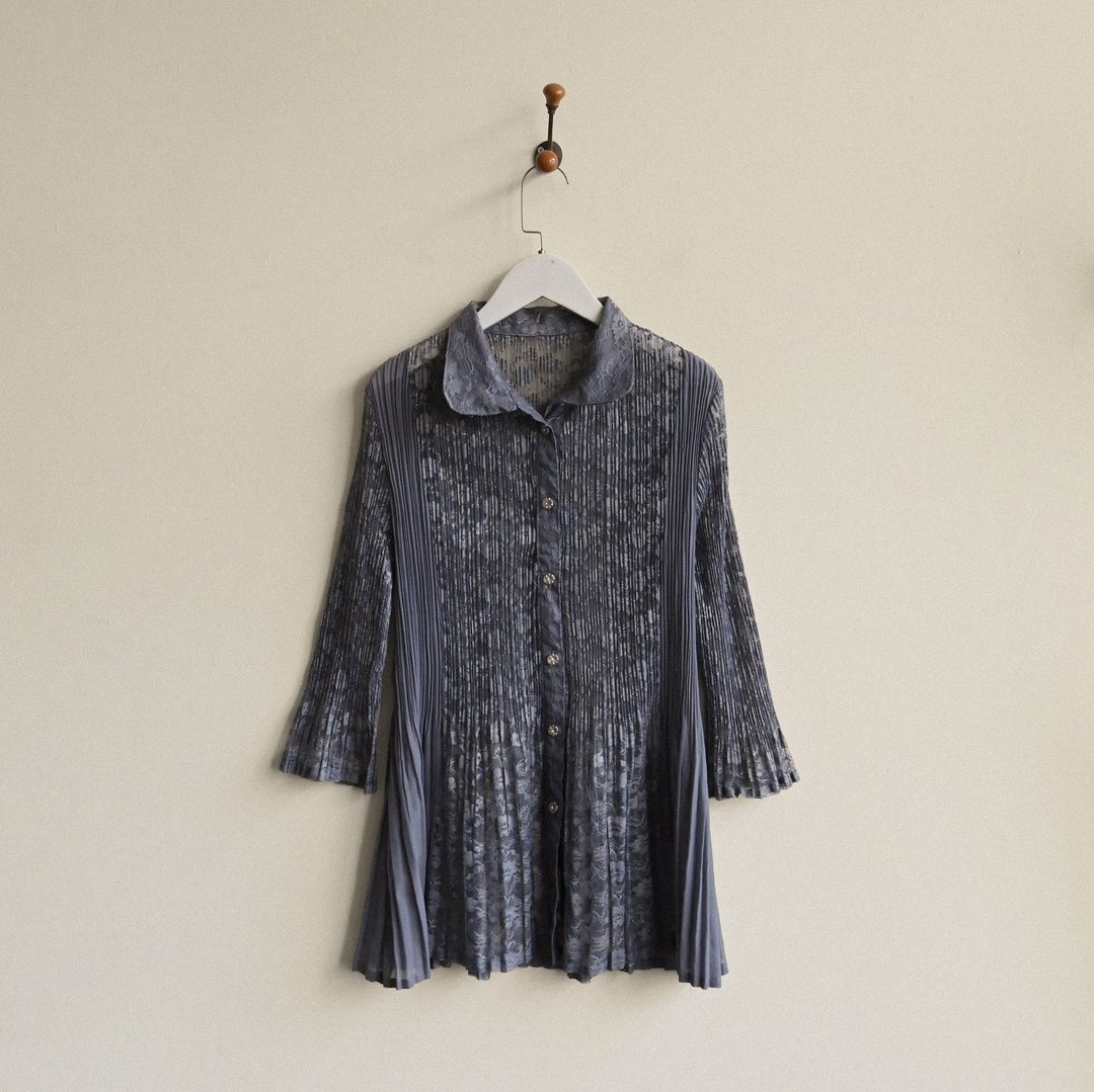 【NaSuBi Vintage】压褶缇花面料纱质古着衬衫 - 女装衬衫 - 其他人造纤维 