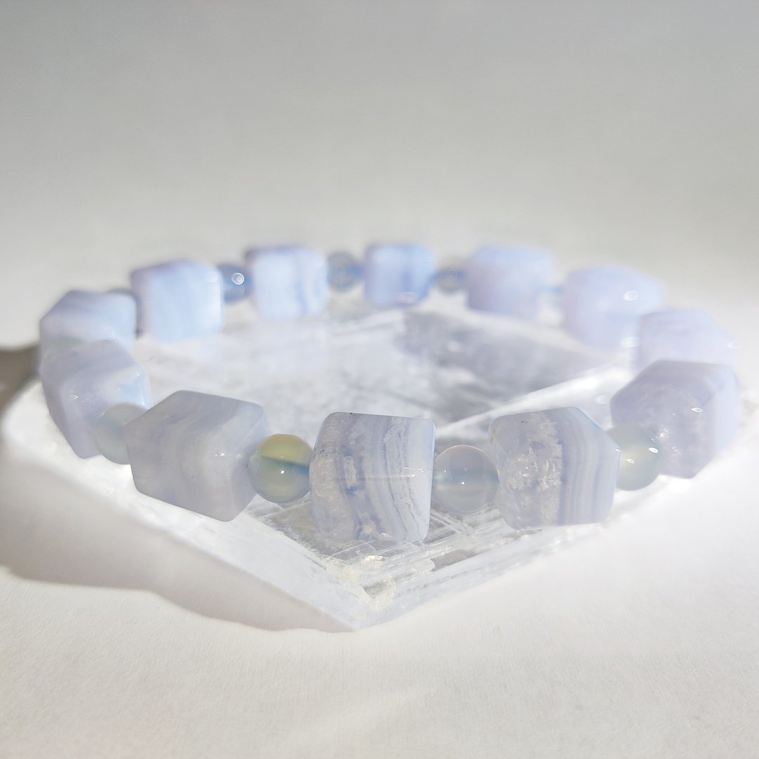 【订制品】蓝纹玛瑙 巴西  圆珠 手串 天然水晶 11-15mm - 手链/手环 - 水晶 蓝色
