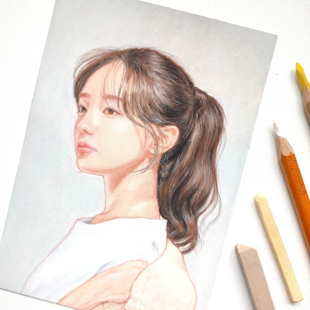 定制人像画(写实风) | 单人 | 粉彩画 | 似颜绘 | 手绘 - 订制画像 - 纸 白色