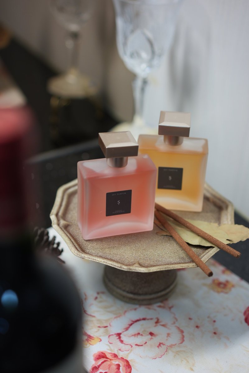 MISTLETOE & MULBERRY 琼浆系列 50ml 对香喷雾 - 香薰/精油/线香 - 其他材质 