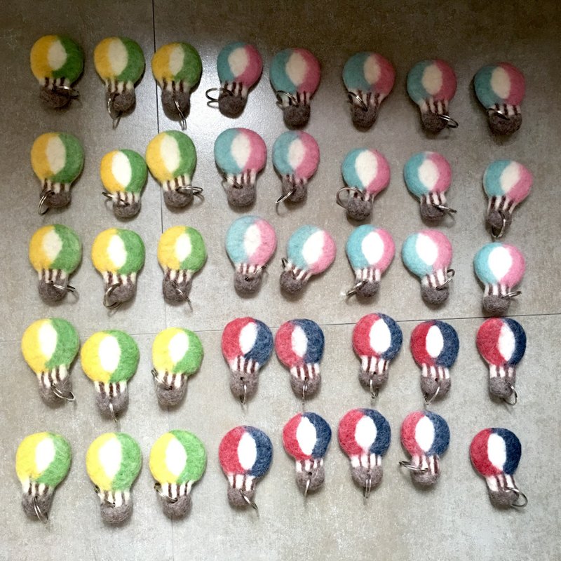 羊毛毡钥匙圈・热气球 - 钥匙链/钥匙包 - 羊毛 多色