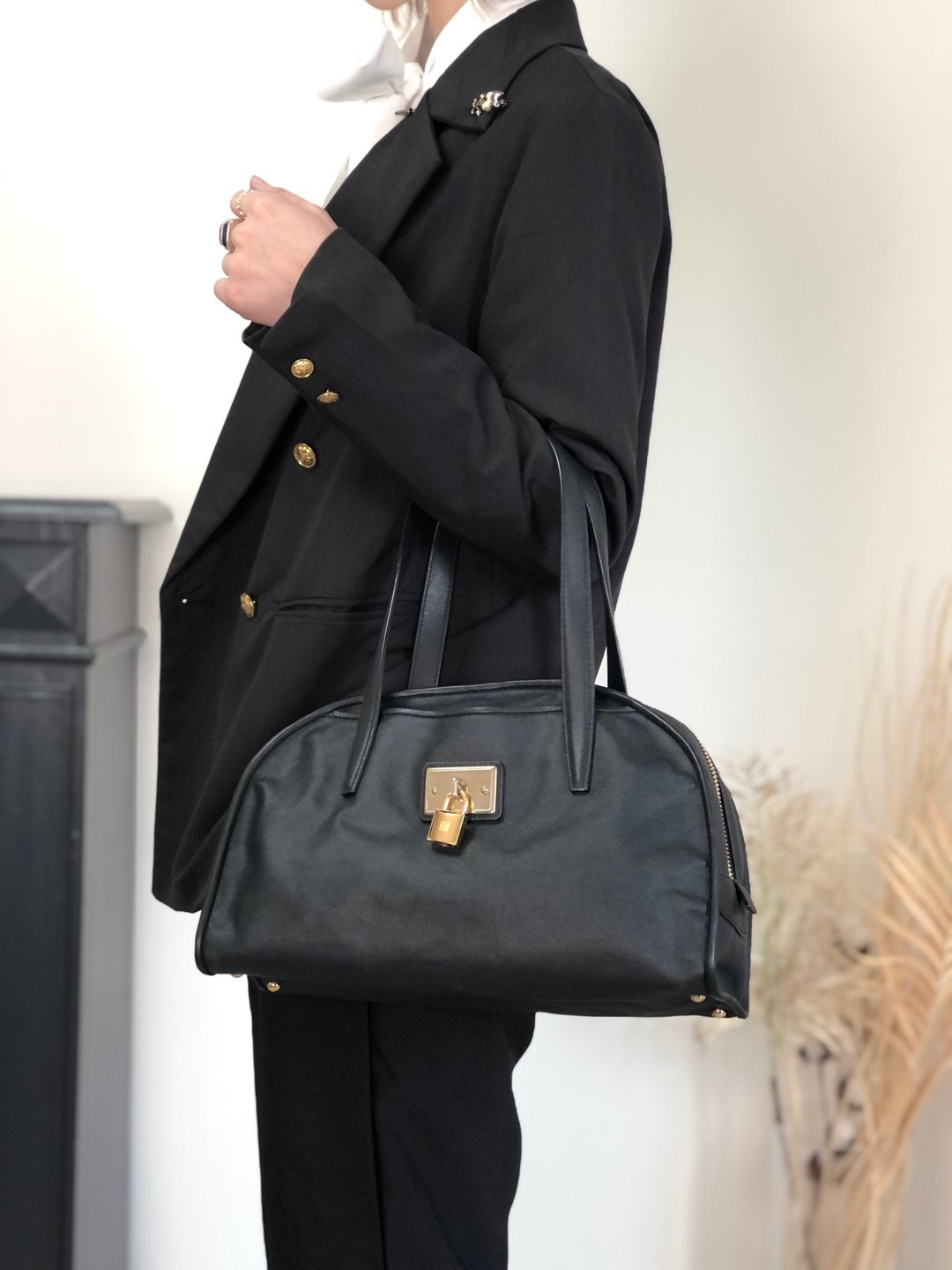 【日本直送 名牌中古包】LOEWE 罗威 经典手提包 黑色 锁头 Anagram 尼龙皮革 迷你波士顿包 vintage xazh3e - 手提包/手提袋 - 尼龙 黑色