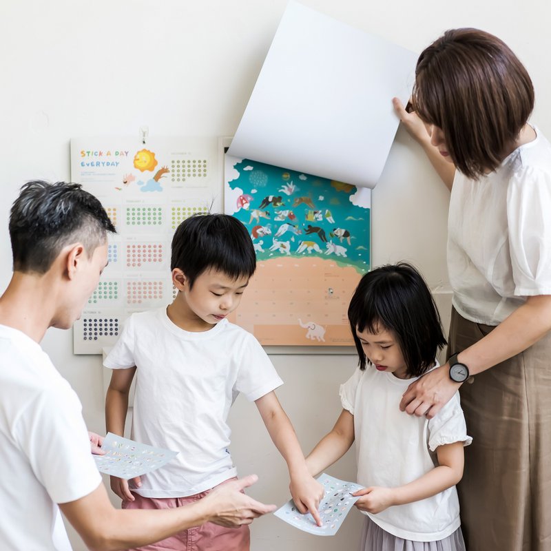 【還有幾天?】互動式雙語繪本月曆_在玩樂及儀式感中學習日期概念 - 居家文创 - 纸 