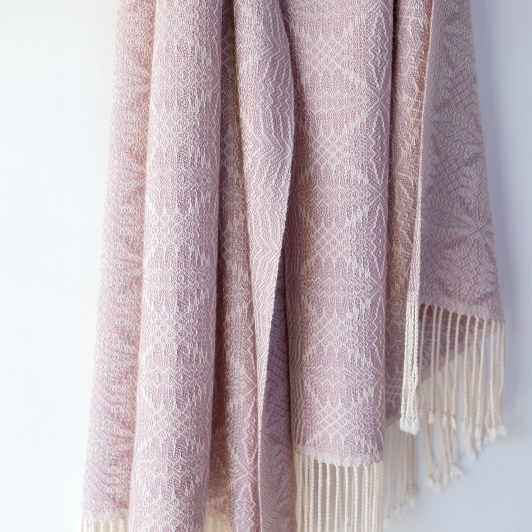 Cashmere 手织喀什米尔丝绸披肩【柊华01】 - 围巾/披肩 - 丝．绢 粉红色