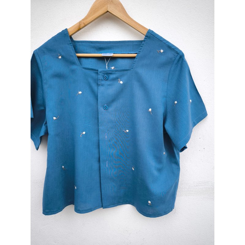 刺绣 | 亚麻 | 深蓝色方领短袖上衣 - 女装上衣 - 棉．麻 蓝色