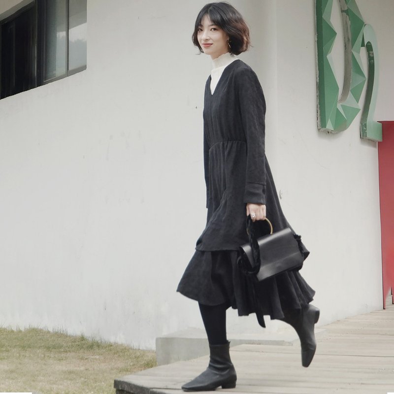 黑色暗纹提花双层连衣裙|连衣裙|洋装|秋冬款|棉|Sora-382 - 洋装/连衣裙 - 棉．麻 黑色