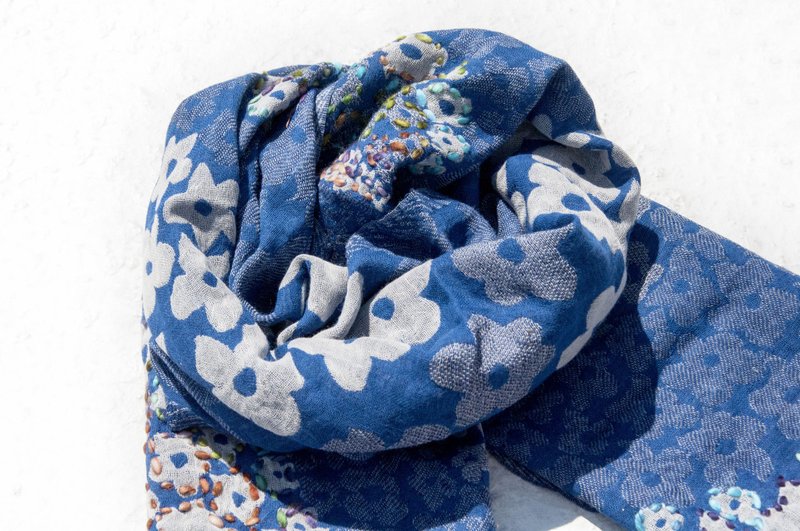 水煮羊毛披肩/针织围巾/刺绣围巾/羊绒披巾/喀什米尔Cashmere-花 - 围巾/披肩 - 羊毛 多色