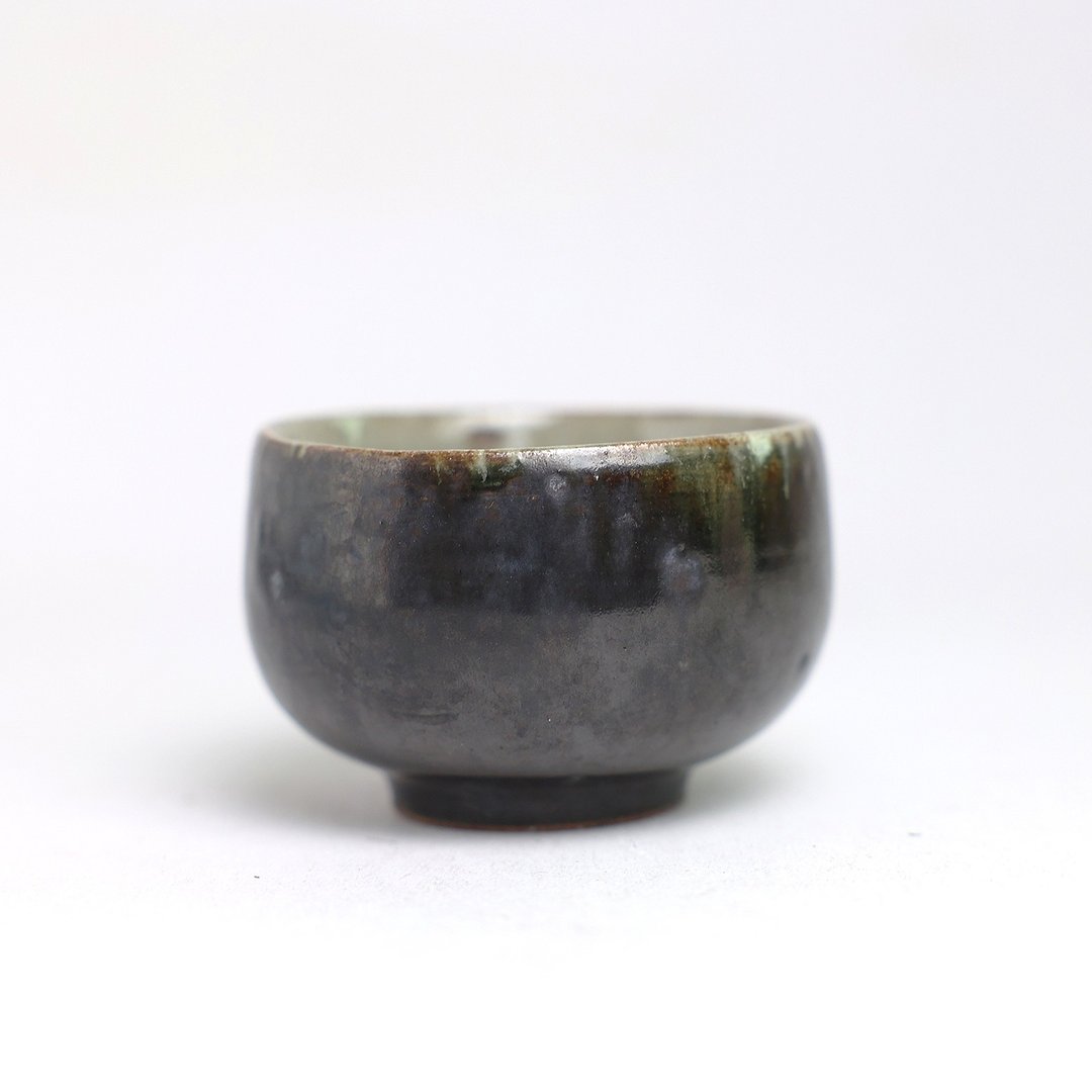 明芽窑 | 柴烧黑釉水杯 陶杯 杯子 茶杯 黑 绿 斑纹 H9 - 茶具/茶杯 - 陶 黑色