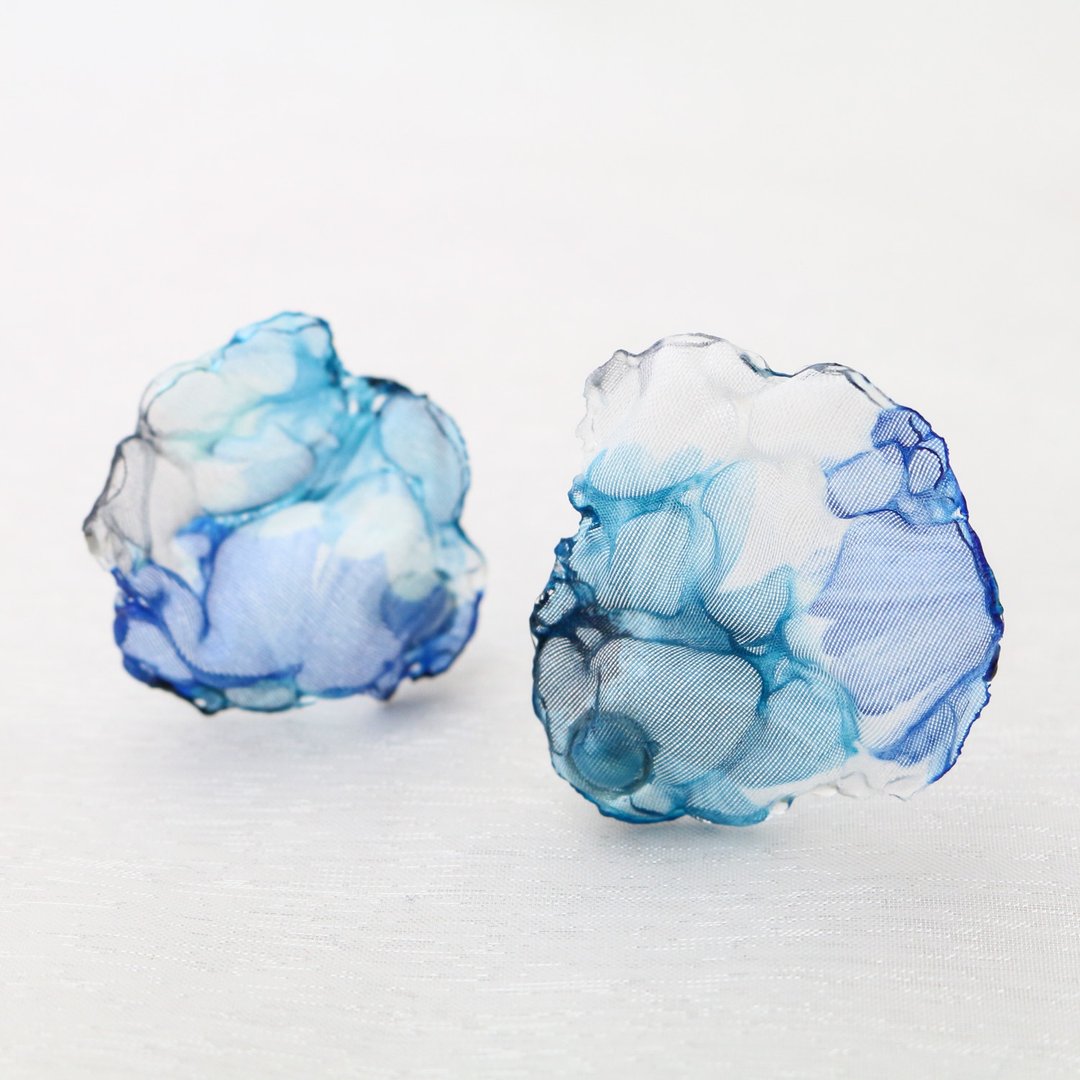 空灵蓝 织色 欧根纱多彩耳针 - 耳环/耳夹 - 其他人造纤维 蓝色
