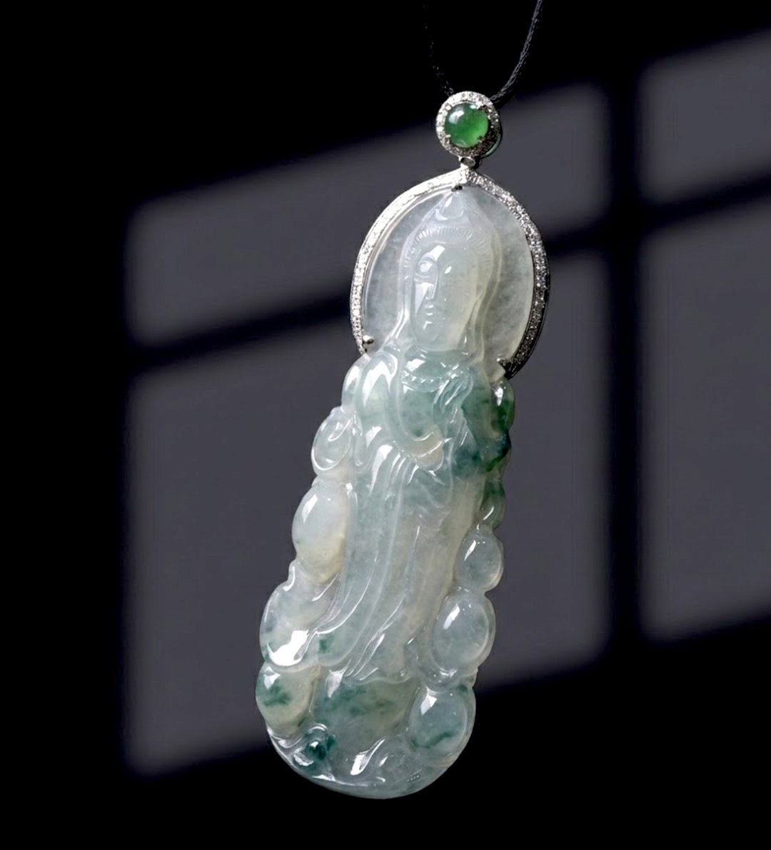 冰种飘花翡翠观音菩萨项链18K金钻石 | 天然缅甸玉翡翠A货 | 送礼 - 项链 - 玉石 多色